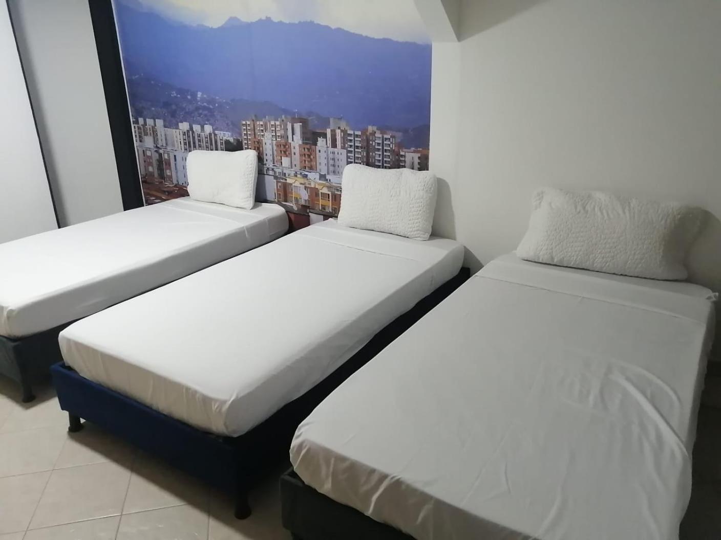 Aw Hotel Urban 80 Медельин Экстерьер фото